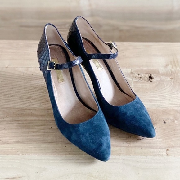 Anthropologie Shoes - 4/$20🛍ANTHRO LOUISE ET CIE MIXED MEDIA HEELS